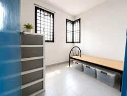 Blk 215 Boon Lay Place (Jurong West), HDB 3 Rooms #565151161